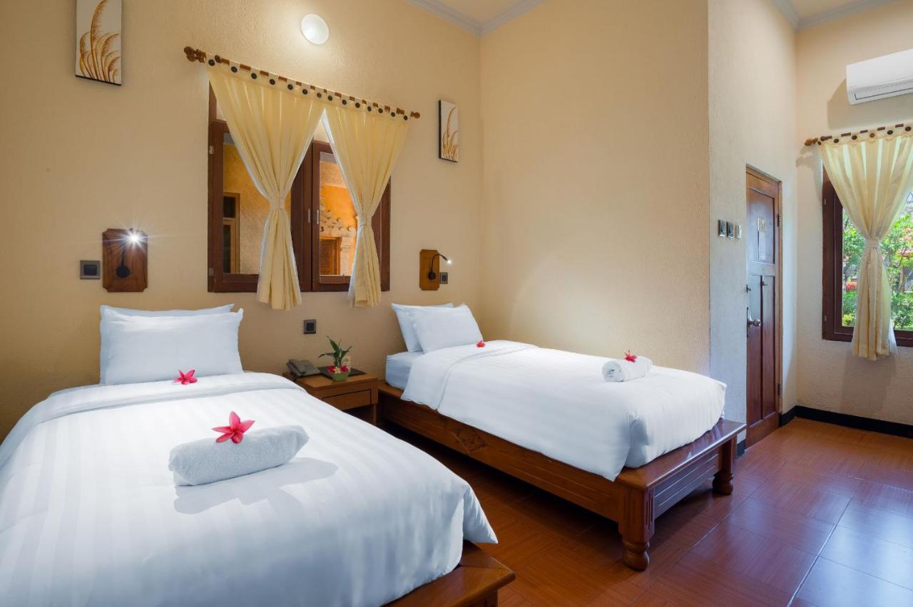 Banyualit Spa 'N Resort Lovina Exterior foto